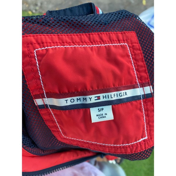 Tommy Hilfiger Red Windbreaker Jacket Coat Lightweight Full Zip S - Picture 3 of 3
